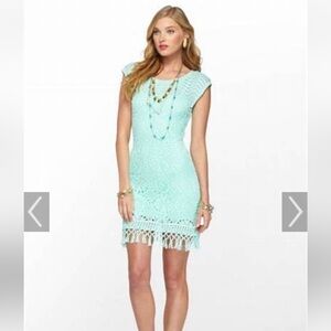 Lilly Pulitzer sweater dress size medium
